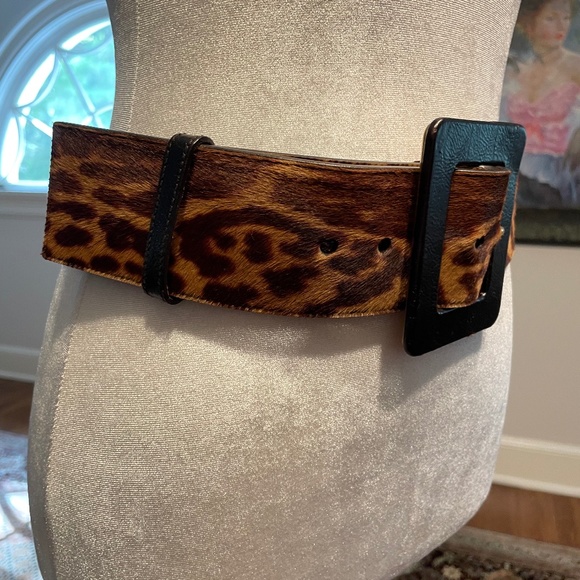 Luxury Designer Yves Saint Laurent Italy - Leopard Style Fur /Leather 39" long - Picture 3 of 6